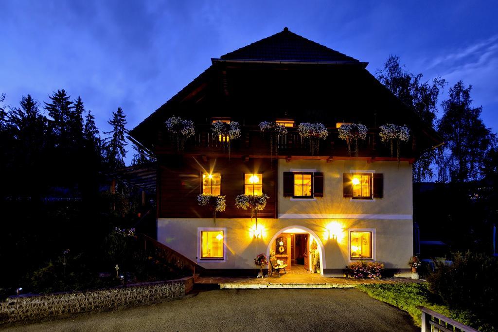 Gaestehaus Biobauernhof Mandl 무라우 외부 사진